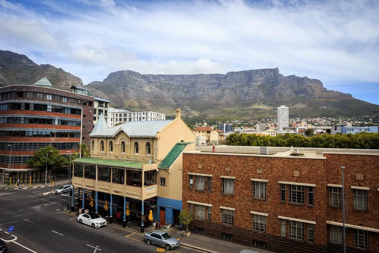 Trendy Cape Town Cbd Apartment