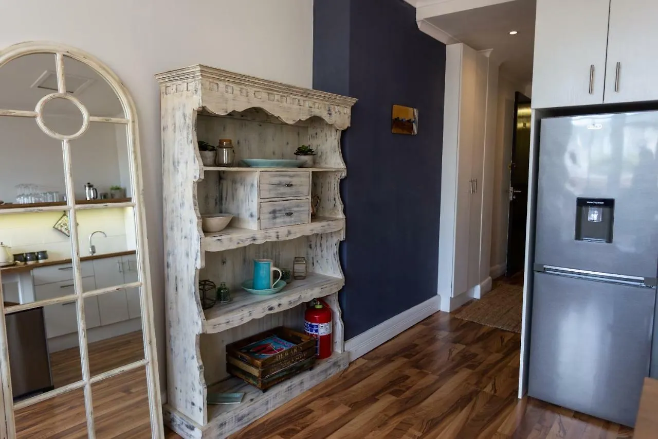 Trendy Cape Town Cbd Apartment