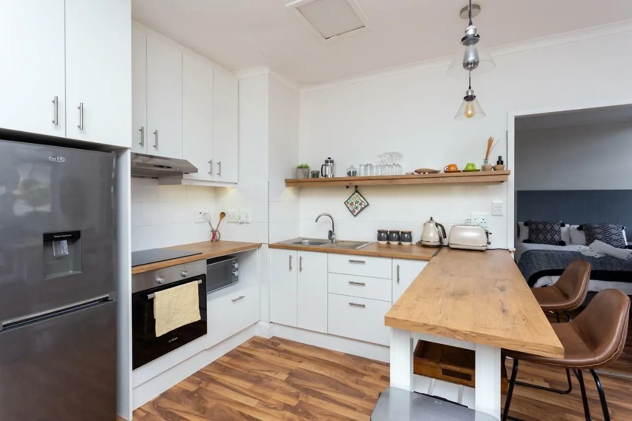Trendy Cape Town Cbd Apartment South Africa