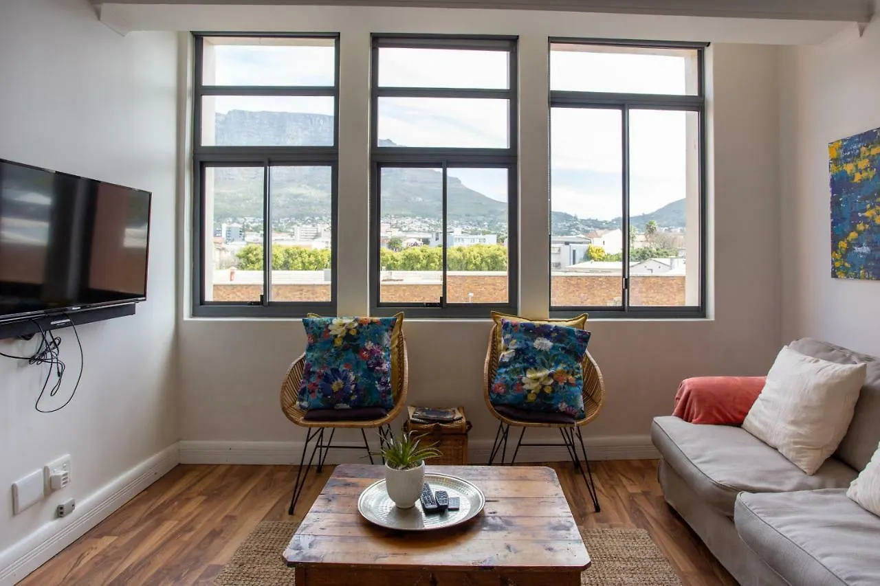 Trendy Cape Town Cbd Apartment